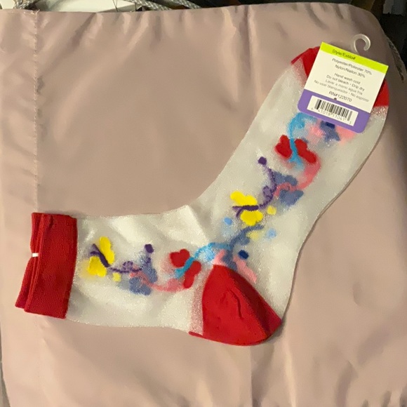 Sheer Butterfly socks - Picture 2 of 3
